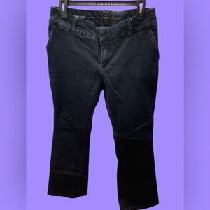 Torrid premium denim trousers with slim legs and bootcut at the bottom - size 12